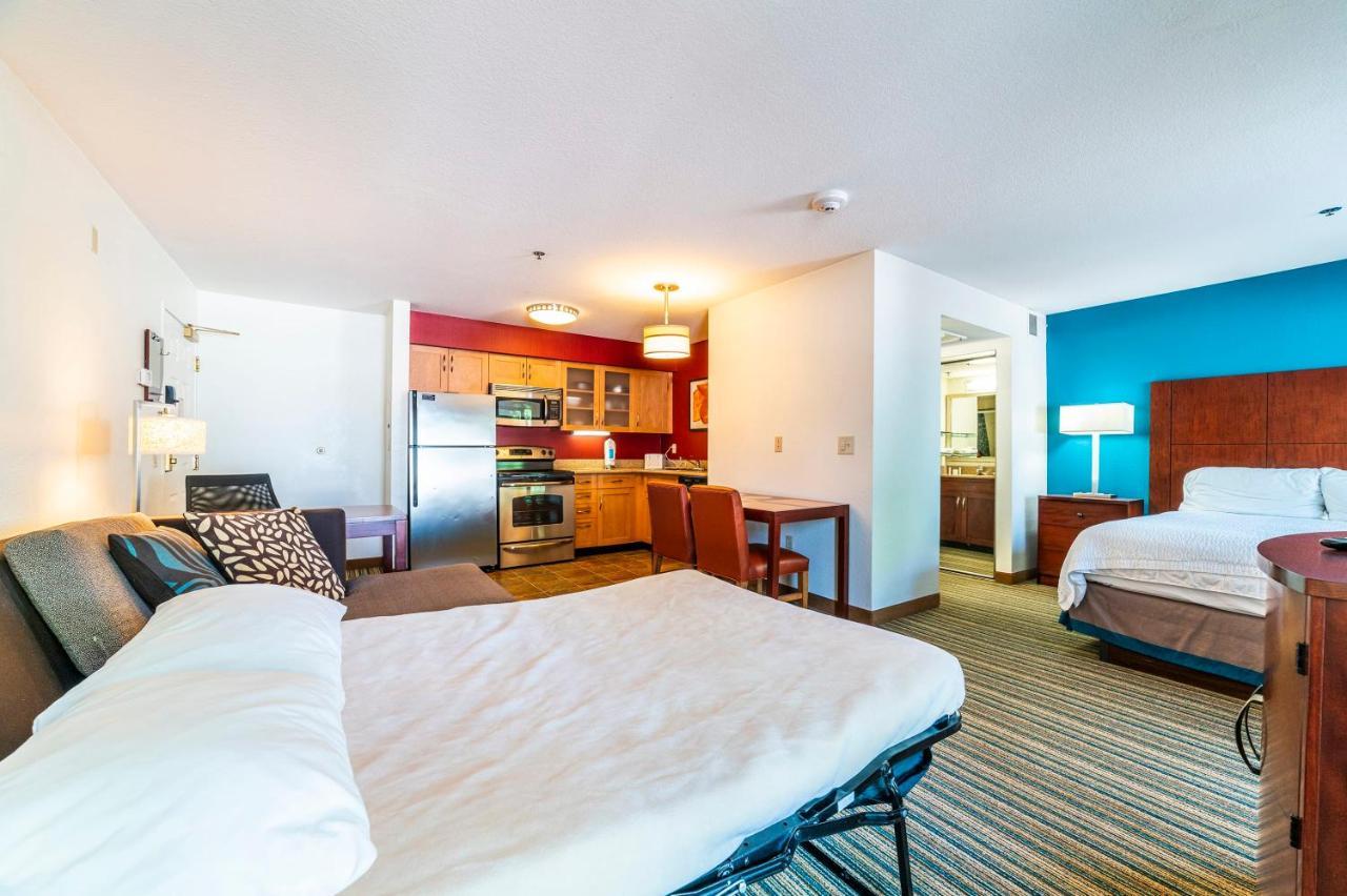 Metro Phx Downstairs Sleeps 4 Ada Accessible Apartment *